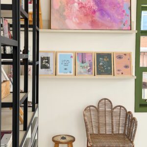 Quadro A4 com Print | Moldura Madeira Pinus