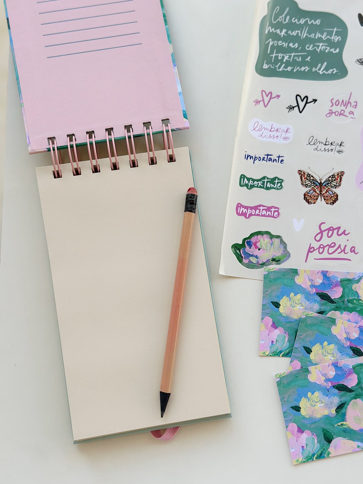 Caderneta Giverny / 100 fl papel pólen + Cartela de Adesivos - Imagem 10